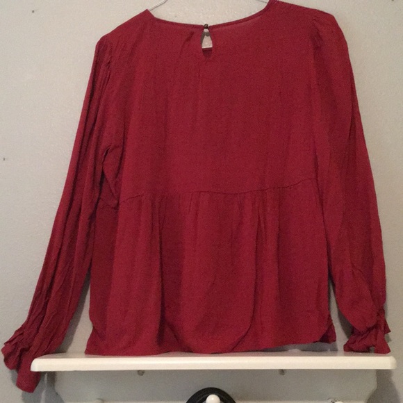 Red blouse - Picture 2 of 2